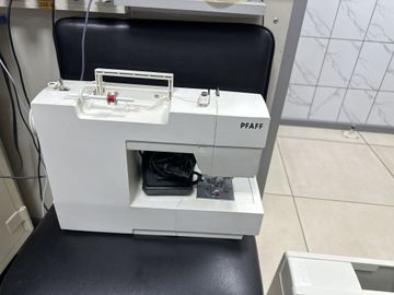 Б/в Швейна машина Pfaff hobby 1142 01-200916504