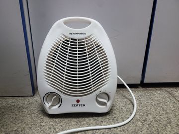 Б/в Обігрівач Zerten ztv-20 01-200923268