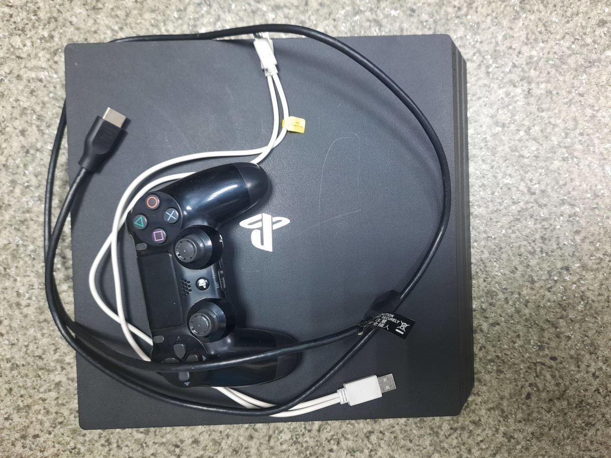 playstation 4 pro 1tb