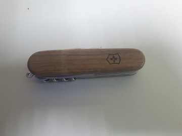 Б/в Ніж туристичний Victorinox spartan wood 01-200947244