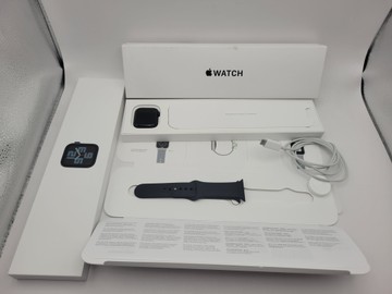Б/в Смарт-годинник Apple watch se 2 gps + cellular 40mm aluminum case 01-200956953
