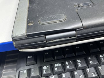Б/у Ноутбук Dell 17/core i7 4510u ddr3/8gb ddr3/hdd 250 gb/ssd *відсутній/*інтегрована 01-200961940