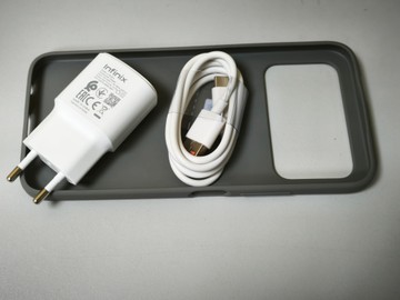 Б/в Мобільний телефон Infinix smart 20 4/128gb 01-200991314