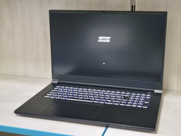 Б/в Ноутбук Schenker 17/core i7-12700h ddr4/16gb ddr4/ssd 1000 gb/geforce rtx3050 4gb 01-200991355