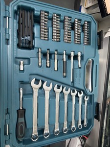 Б/в Набір інструментів Makita e-06616 01-201020430
