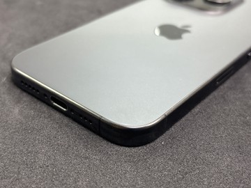Б/в Мобільний телефон Apple iphone 15 pro 128gb 01-201028210