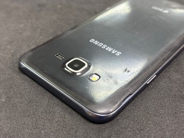 Б/в Мобільний телефон Samsung j700h galaxy j7 16gb 01-201028194