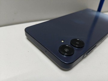 Б/в Мобільний телефон Samsung galaxy a06 4/128gb 01-201033742