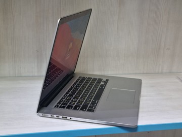 Б/в Ноутбук Apple macbook pro/ a1398/core i7 2.4hgz/ram8gb/ssd256gb/intel hd4000 01-200979092