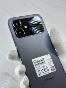 Б/в Мобільний телефон Infinix smart 20 4/128gb 01-201041465