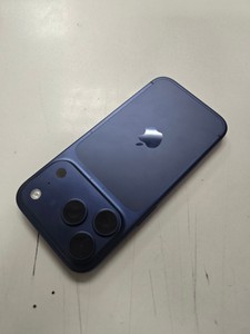 Б/в Мобільний телефон Apple iphone 17 pro 256gb 01-201054271
