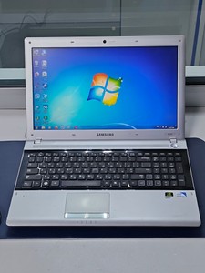 Samsung 15/pentium p6200 ddr3/2gb ddr3/hdd 250 gb/ssd *відсутній/*інтегрована