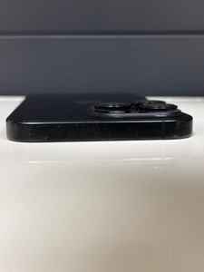 Б/в Мобільний телефон Apple iphone 16 pro max 256gb 01-201132021