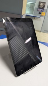 Б/в Планшет Apple ipad 10.9 2021 wi-fi + cellular 64gb 01-201146977