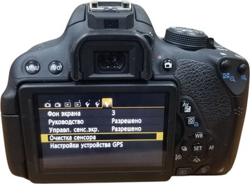 Б/в Фотоапарат Canon eos 700d + efs 18-55mm macro 0.25m/0.8ft 01-201081556