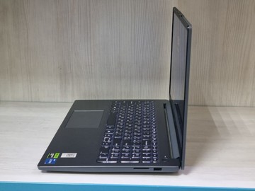 Б/в Ноутбук Lenovo 15/core i5-12450hx ddr5/16gb ddr3/hdd *відсутній/ssd 500 gb/geforce rtx3050 6gb 01-201167326