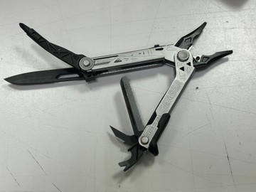 Б/в Мультитул Gerber center-drive multi-tool 01-201169311