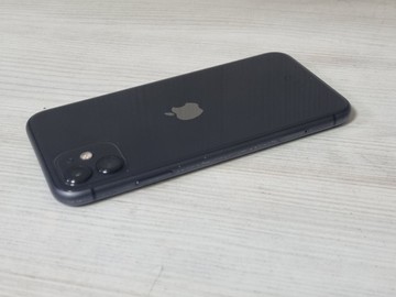 Б/в Мобільний телефон Apple iphone 11 64gb 01-201181554