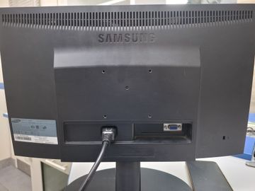 01-200767146: Samsung e1920n