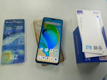 01-200479967: Zte blade v40 design 4/128gb