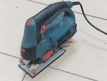 Б/в Електролобзик Зенит зпл-950 мр профи 01-200804459