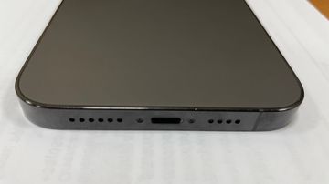 Б/в Мобільний телефон Apple iphone 14 pro max 256gb esim 01-200742413