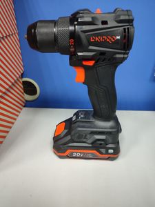 Б/в Шурупокрут Dnipro-M cd-200bc compact 1акб 2ah зп 01-200824652