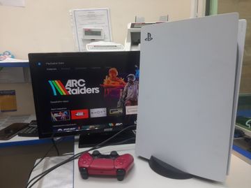 Б/в Ігрова приставка Sony playstation 5 825gb 01-200828239
