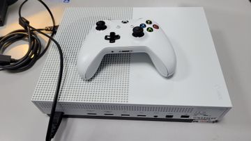 Б/в Ігрова приставка Microsoft xbox one s 1tb 01-200834741