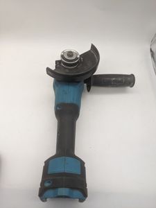 Б/у Угловая шлифмашина Revolt ag 20-125 1акб зп 01-200834056