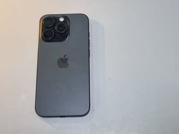 Б/в Мобільний телефон Apple iphone 15 pro 128gb 01-200810434