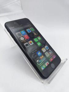 Б/в Мобільний телефон Apple iphone 7 32gb 01-200883701
