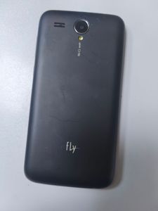 Б/у Смартфон Fly fly iq4502 quad era energy 1 black 512mb/4gb 01-200886268