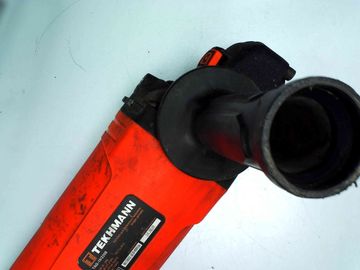 Б/у Угловая шлифмашина Tekhmann tag-18/2200 01-200889621