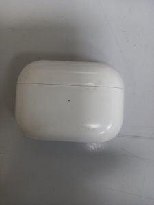 Б/в Навушники Apple airpods pro 2nd generation with magsafe charging case usb-c 01-200893934