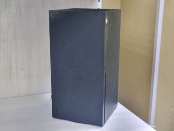 Б/в Ігрова приставка Microsoft xbox series x 1tb 01-200836058