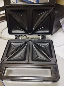 Б/у Бутербродница Philips hd4470 01-200899049