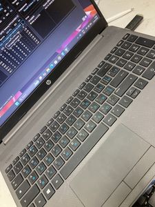 Б/у Ноутбук Hp 15/ryzen 3 3250u ddr4/8gb ddr4/ssd 256 gb/*інтегрована 01-200899253