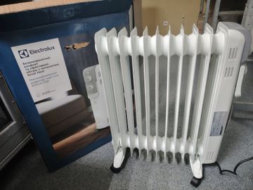 Б/в Обігрівач Electrolux eoh/m-7221 01-200900256