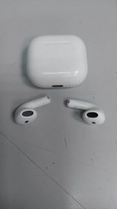 Б/в Навушники Apple airpods 4 with active noise cancellation 01-200902985