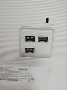 Б/в Монітор Samsung smart m7 m70d uhd ls32dm703ui 01-200905723