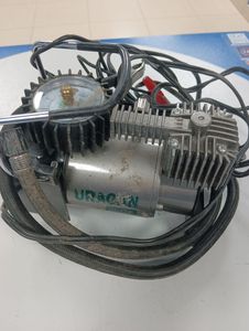 Б/у Автомобильный компрессор Uragan 90135 01-200905748