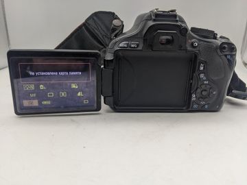 Б/в Фотоапарат Canon eos 600d body 01-200912327