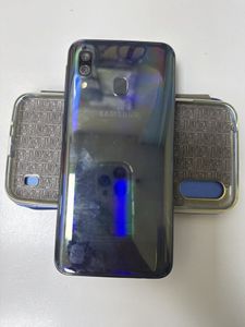 Б/в Мобільний телефон Samsung galaxy a40 2019 sm-a405 4/64gb 01-200916984