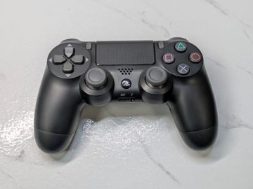 Б/у Геймпад Sony dualshock 4 v2 01-200916554