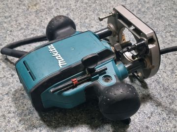Б/в Фрезер Makita rp0900 01-200919040