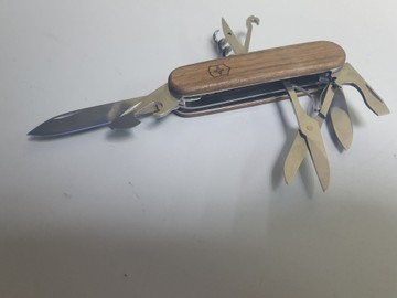 Б/в Ніж туристичний Victorinox spartan wood 01-200947244