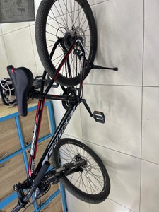 Cross tracker 29