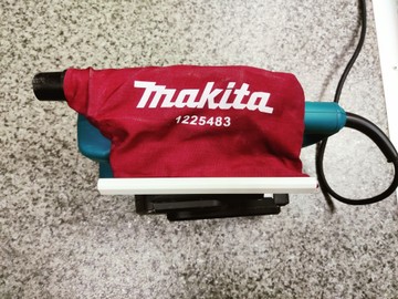 Б/у Ленточная шлифмашина Makita 9910 01-200953860