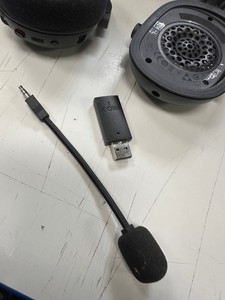 Б/в Навушники Logitech g pro x 2 lightspeed 01-200963472